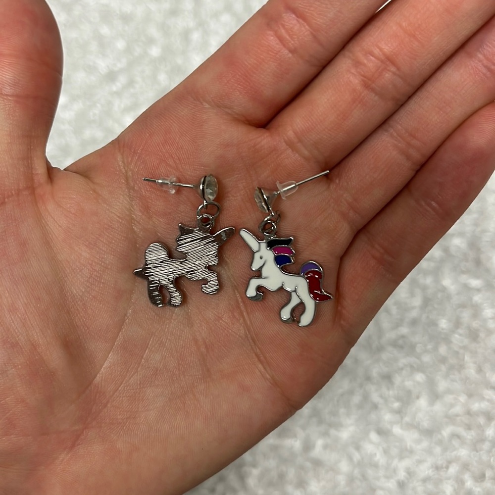 Unicorn enamel rhinestone embellished dangle whimsical earrings - Picture 6 of 6